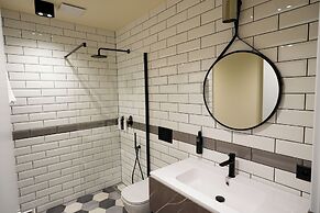 Seven Town House Boutique Hotel