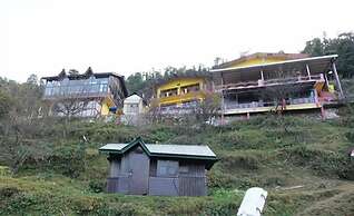 Apple Orchard Resort