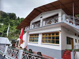 Apple Orchard Resort