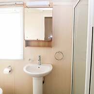 5 Berth 3 Bedroom Caravan Holiday Home in Fritton