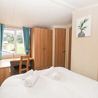 5 Berth 3 Bedroom Caravan Holiday Home in Fritton