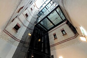 Studio Chelmonskiego MTP by Renters