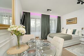 Studio Chelmonskiego MTP by Renters