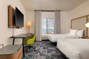 Fairfield by Marriott Inn & Suites Kansas City at The Legends