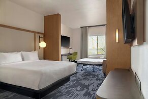 Fairfield by Marriott Inn & Suites Kansas City at The Legends