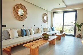 VENZI AYAYORGI ADULT ONLY +15