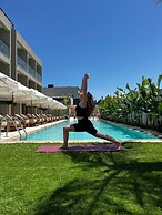 VENZI AYAYORGI ADULT ONLY +15