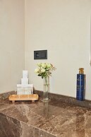 VENZI AYAYORGI ADULT ONLY +15