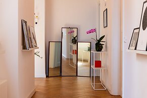 Boho 202 in Rome With 2 Bedrooms and 2 Bathrooms