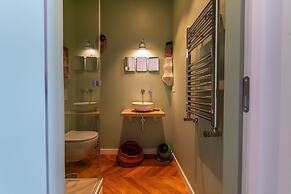 Boho 202 in Rome With 2 Bedrooms and 2 Bathrooms