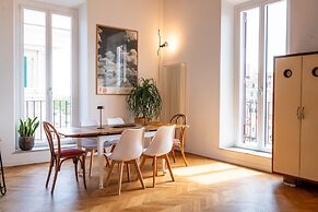 Boho 202 in Rome With 2 Bedrooms and 2 Bathrooms