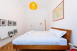 Boho 202 in Rome With 2 Bedrooms and 2 Bathrooms