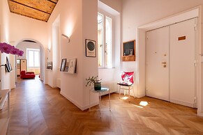 Boho 202 in Rome With 2 Bedrooms and 2 Bathrooms