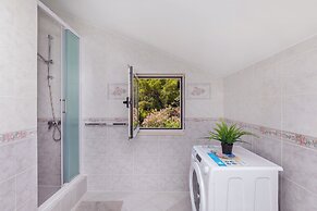 Villa Elixir