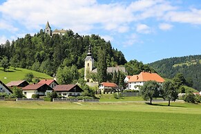 Eco Farm Mikl Pine Tree Apartment