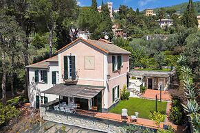 Wonderful Villa In Mulinetti