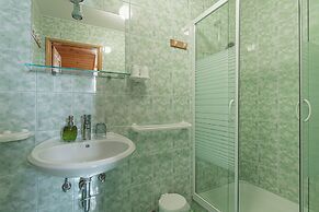 Eco Farm Mikl Spruce Tree Apartment