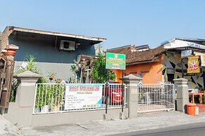 OYO 93976 Maluku Guest House