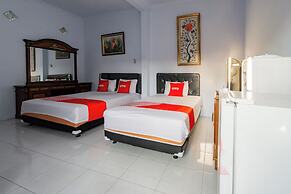 OYO 93976 Maluku Guest House