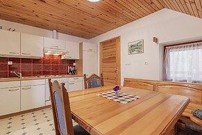 Suite Alder embraced by nature