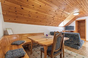 Suite Alder embraced by nature