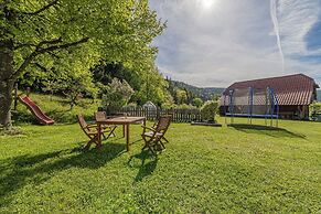 Suite Alder embraced by nature