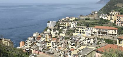 The white cave- Bluchalet