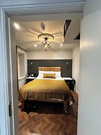 King Street Aparthotel