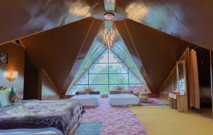 Mount Queens Hill Resort & Spa