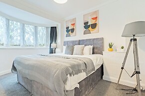 Spacious 3-bed House in Birmingham