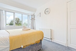 Spacious 3-bed House in Birmingham