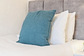 Spacious 3-bed House in Birmingham