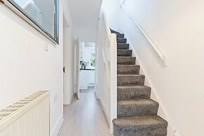 Spacious 3-bed House in Birmingham