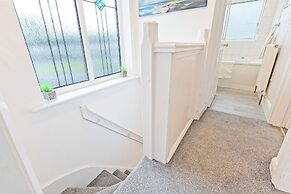 Spacious 3-bed House in Birmingham