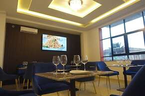SMART HOTEL