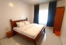 Captivating 4-bed House - Garden & Free Parking