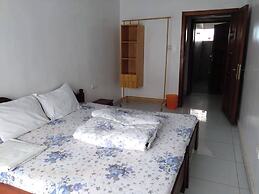 Captivating 4-bed House - Garden & Free Parking