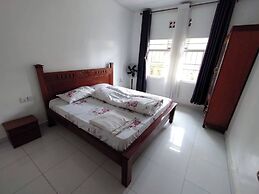 Captivating 4-bed House - Garden & Free Parking