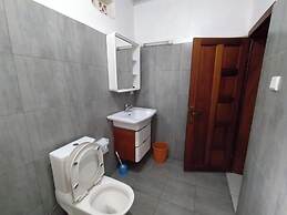 Captivating 4-bed House - Garden & Free Parking