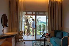 Radisson Resort Hatgad Saputara