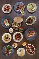 Radisson Resort Hatgad Saputara