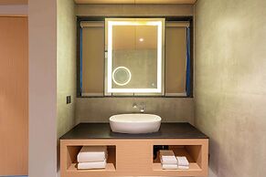 Radisson Resort Hatgad Saputara