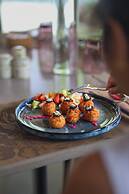 Radisson Resort Hatgad Saputara