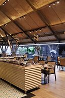 Radisson Resort Hatgad Saputara