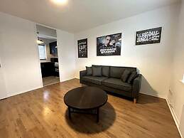 Essex 2 Bed Flat Near Station With Free Parking
