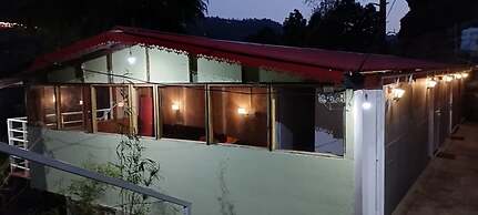 Goroomgo Peace Space Resort Nainital