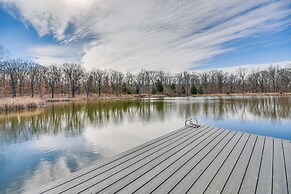 Historic Clark Cabin w/ Deck & Fishing Pond Access
