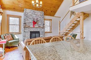 Jeffersonville Home w/ Deck Near Hiking & Climbing