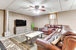 Family-friendly Ozarks Getaway < 21 Mi to Branson!