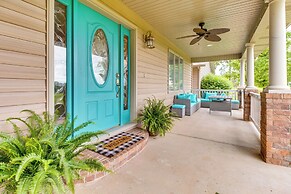 Family-friendly Ozarks Getaway < 21 Mi to Branson!